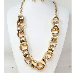 Elegant Cosmetic Gold Chain Necklace